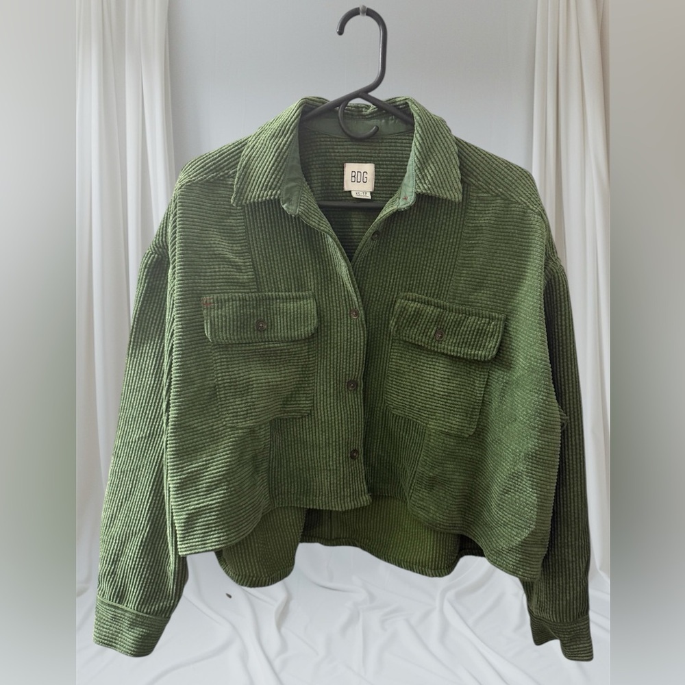 Urban Outfitters BDG Olive Green Oversized Ribbed Corduroy Cropped Jacket Sz XS - Picture 1 of 7